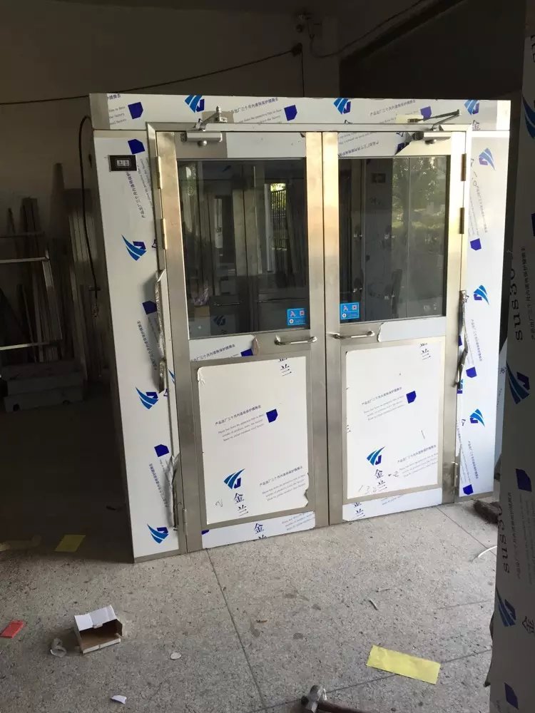 1700*1600*2200風淋通道解說風淋室設(shè)備分類及應用領(lǐng)域