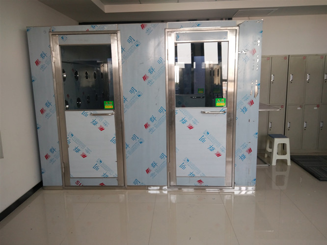 不同行業(yè)怎樣購買最適合自己企業(yè)使用的【風淋室】呢？