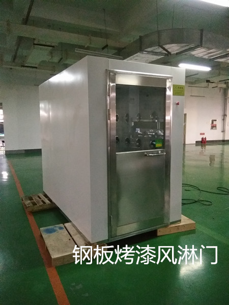 風(fēng)淋室除塵凈化優(yōu)勢(shì)明顯使用時(shí)需要注意什么