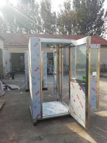 不銹鋼風淋室已經成為電子信息產業(yè)生產車間的重要組成部分